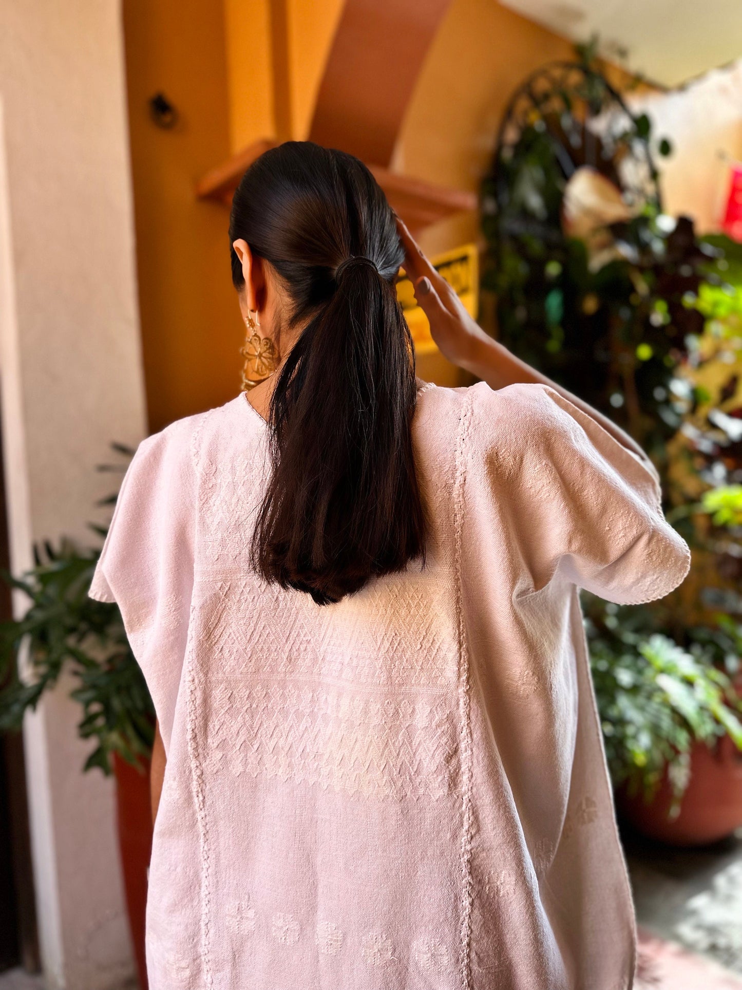 Huipil de 3 Lienzos blanco de San Pedro Amuzgos: Un Tesoro Textil Único