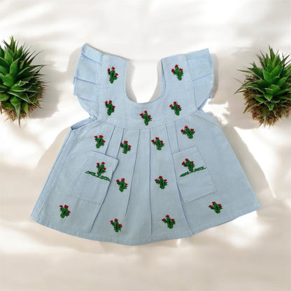 Vestido de Bebé Azul pastel con Bordado de Cactus – Hecho a Mano en Oaxaca – 100% Manta Prelavada
