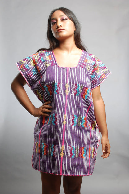 Huipil de Rayas Morado con Rosa Fuerte y Brocado Multicolor